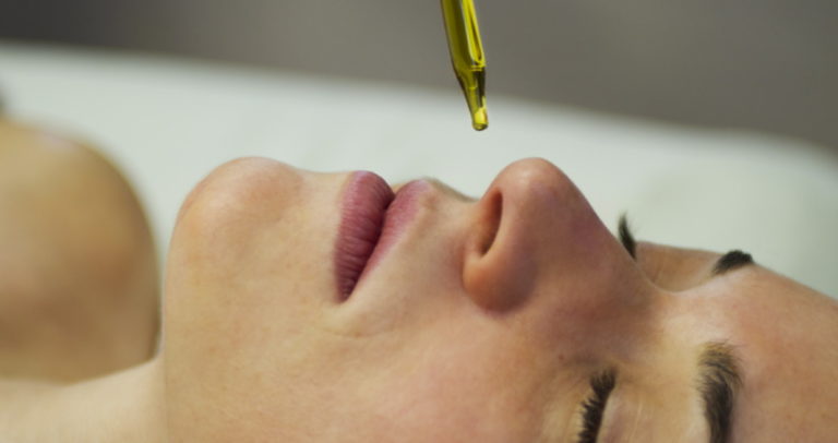 Benefits of Castor Oil in Nose