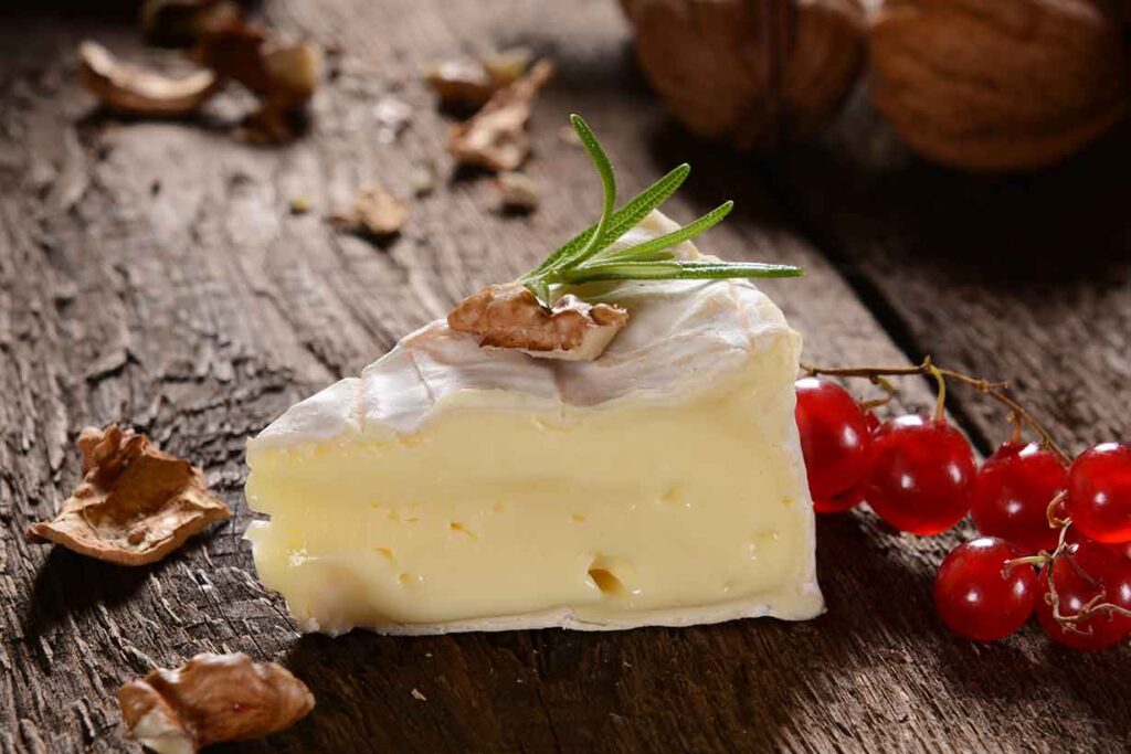 is brie cheese healthy